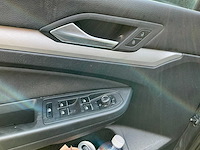 Volkswagen golf personenauto - afbeelding 18 van  20