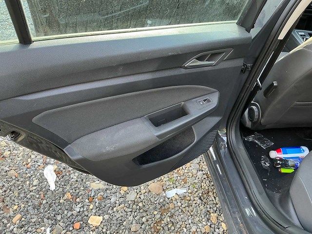 Volkswagen golf personenauto - afbeelding 20 van  20