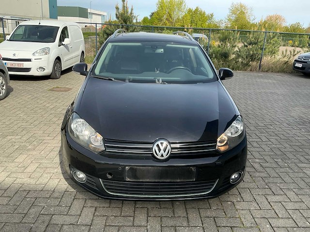 Volkswagen golf personenauto - afbeelding 21 van  23