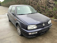 Volkswagen golf personenauto - afbeelding 4 van  10