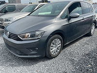 Volkswagen golf personenauto - afbeelding 1 van  20