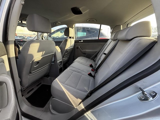 Volkswagen golf plus 1.6i 16v fsi comfortline tiptronic 115 a, 2005 - afbeelding 8 van  31