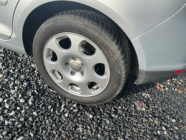 Volkswagen golf plus personenauto - afbeelding 14 van  16