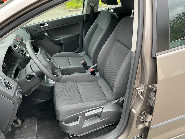 Volkswagen golf plus personenauto - afbeelding 8 van  23