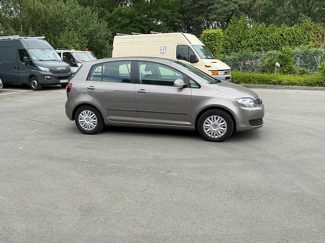 Volkswagen golf plus personenauto - afbeelding 20 van  23