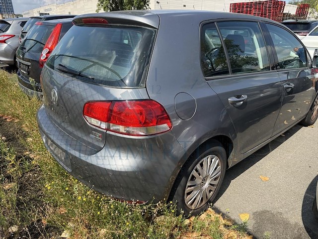 Volkswagen golf vi 1.6 cr tdi bluemotion dpf, 2010 - afbeelding 29 van  34