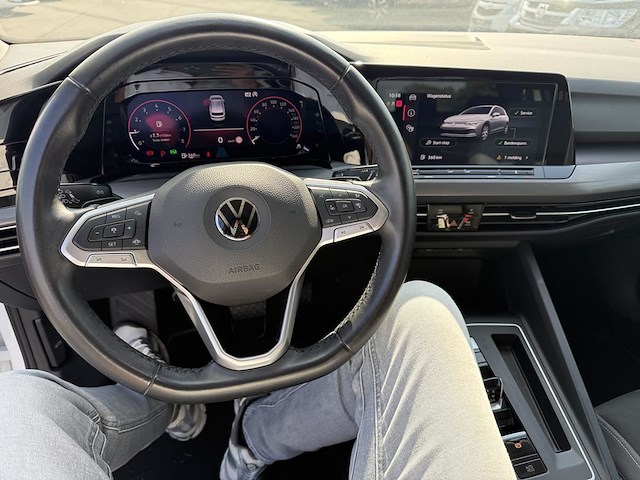 Volkswagen golf viii 1.5 etsi style dsg 149 at, 2020 - afbeelding 2 van  29