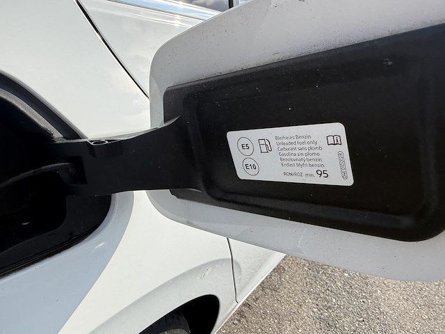 Volkswagen golf viii 1.5 etsi style dsg 149 at, 2020 - afbeelding 20 van  29