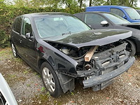 Volkswagen golf voor onderdelen (zonder motor!) - afbeelding 2 van  9
