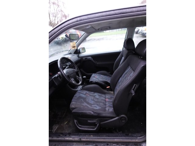 Volkswagen golf - afbeelding 18 van  21