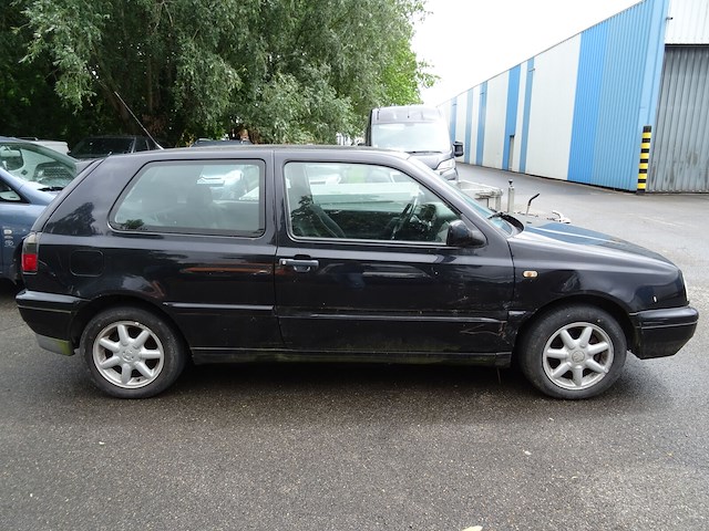 Volkswagen golf - afbeelding 11 van  18