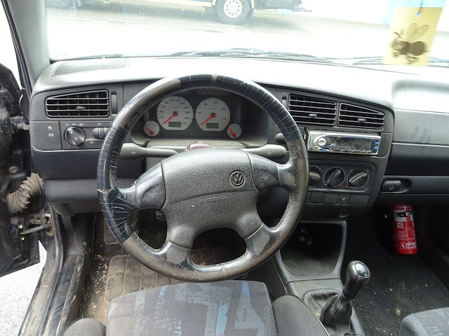 Volkswagen golf - afbeelding 16 van  18