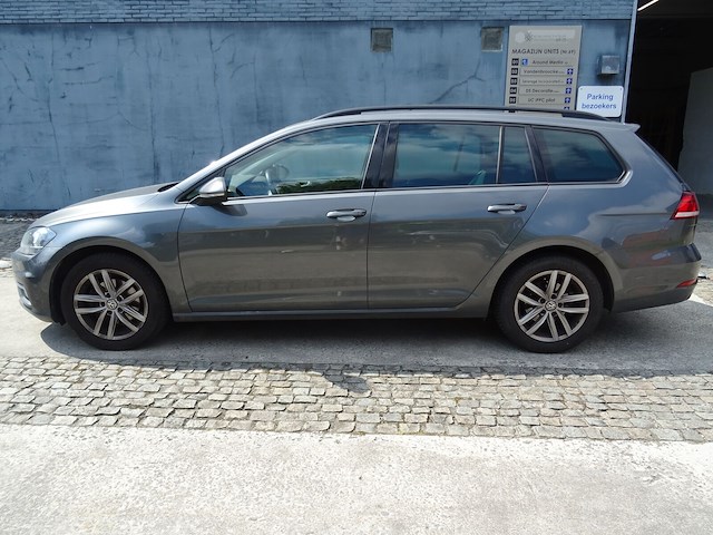 Volkswagen golf - afbeelding 1 van  15