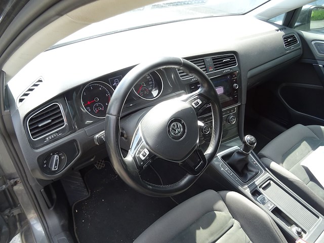 Volkswagen golf - afbeelding 12 van  15