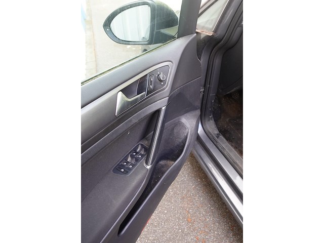 Volkswagen golf - afbeelding 17 van  19
