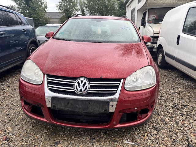 Volkswagen golf - afbeelding 2 van  6