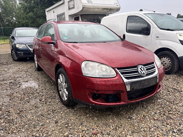 Volkswagen golf - afbeelding 3 van  6