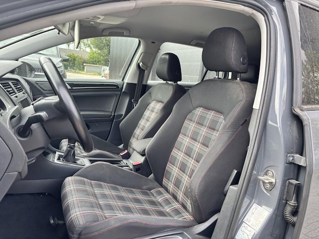 Volkswagen golf - afbeelding 2 van  44