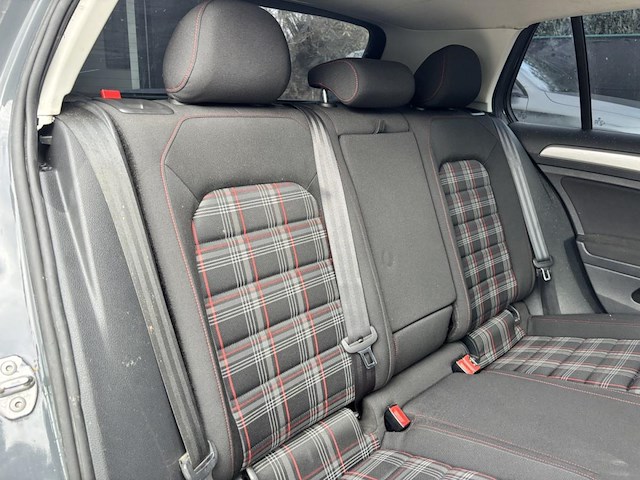 Volkswagen golf - afbeelding 24 van  44