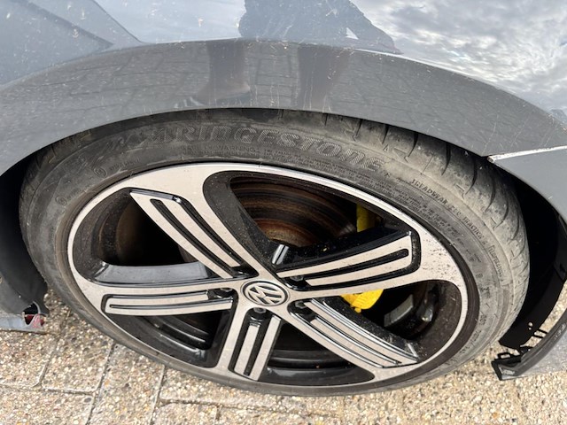 Volkswagen golf - afbeelding 26 van  44