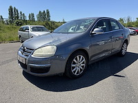 Volkswagen jetta 1.9 tdi b2b-line dsg 105 at, 2008 - afbeelding 1 van  36