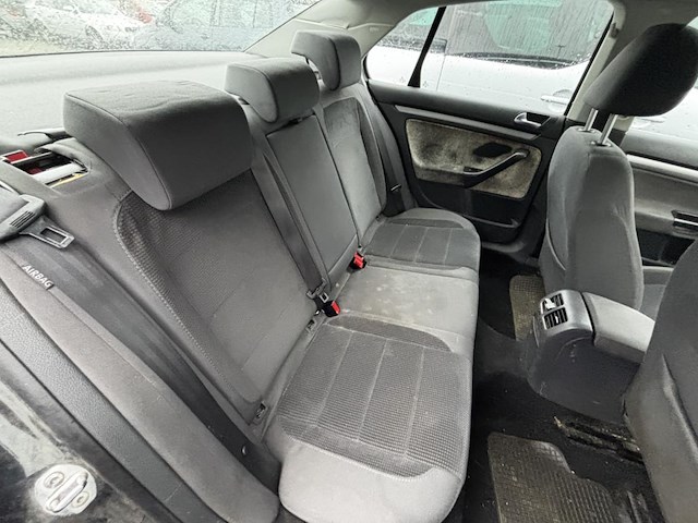 Volkswagen jetta comfortline bluemotion tdi, 2010 - afbeelding 16 van  29