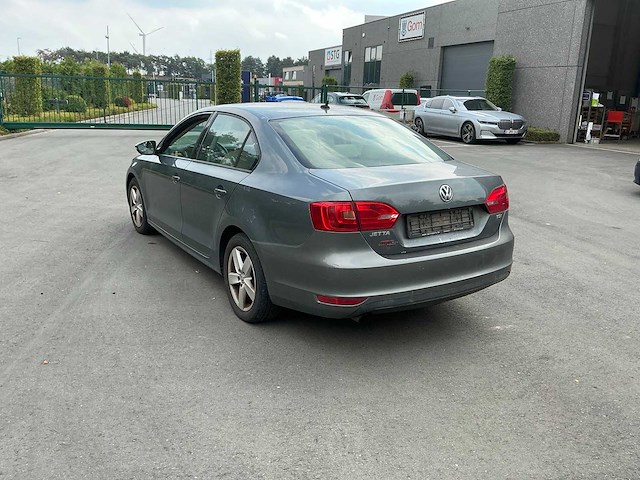 Volkswagen jetta personenauto - afbeelding 2 van  26
