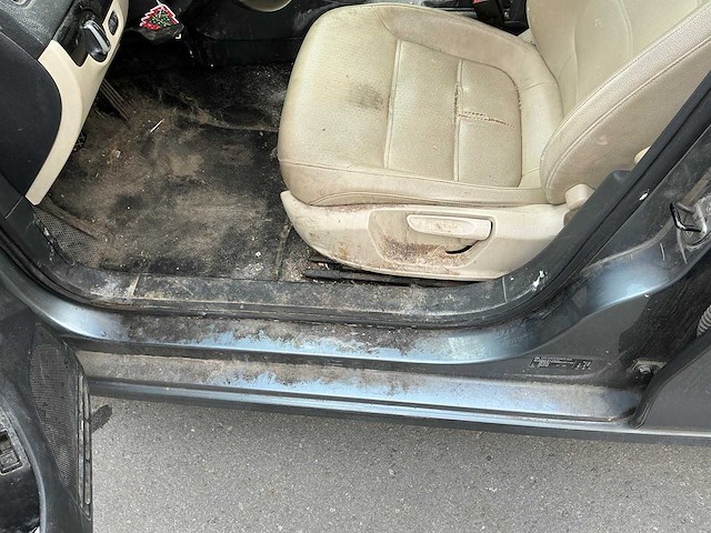 Volkswagen jetta personenauto - afbeelding 9 van  26