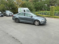 Volkswagen jetta personenauto - afbeelding 23 van  26