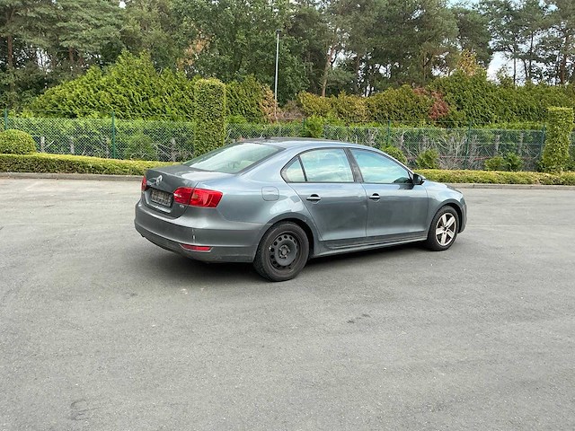 Volkswagen jetta personenauto - afbeelding 24 van  26