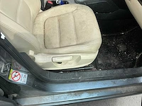 Volkswagen jetta personenauto - afbeelding 15 van  27