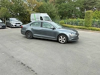 Volkswagen jetta personenauto - afbeelding 24 van  27