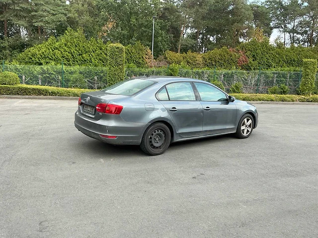 Volkswagen jetta personenauto - afbeelding 25 van  27