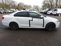 Volkswagen jetta - afbeelding 12 van  18