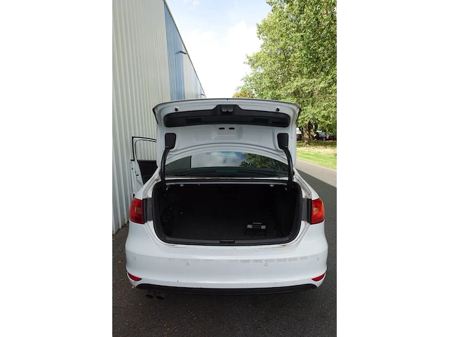 Volkswagen jetta - afbeelding 3 van  18