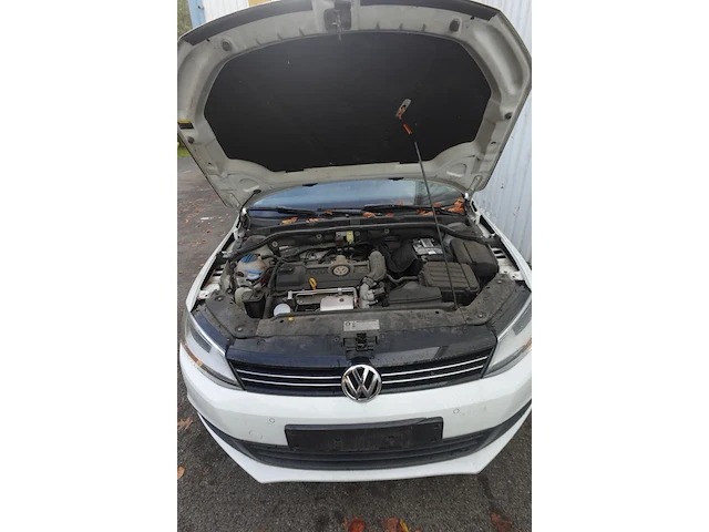 Volkswagen jetta - afbeelding 8 van  13