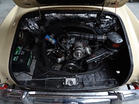 Volkswagen karmann ghia cabrio - afbeelding 10 van  19