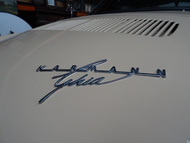 Volkswagen karmann ghia cabrio - afbeelding 18 van  19