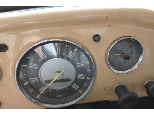Volkswagen karmann ghia cabrio - afbeelding 13 van  14