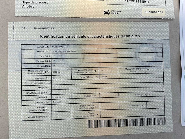 Volkswagen karmann oldtimer - afbeelding 23 van  28