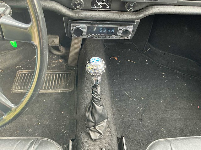 Volkswagen karmann oldtimer - afbeelding 6 van  16