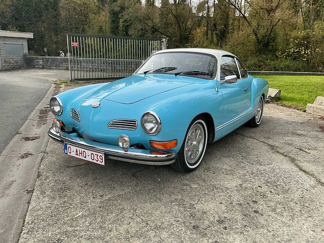 Volkswagen karmann oldtimer - afbeelding 1 van  16