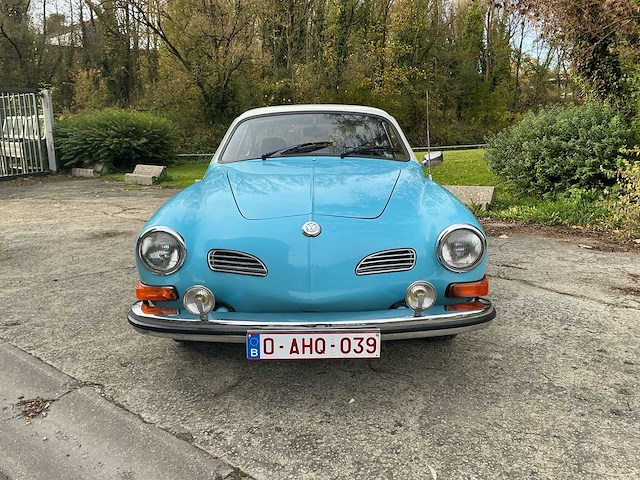 Volkswagen karmann oldtimer - afbeelding 15 van  16
