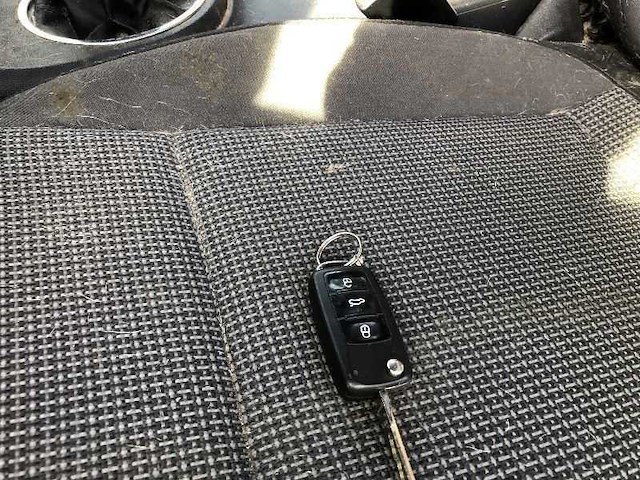 Volkswagen kever 1.2 tsi 2011 - afbeelding 10 van  12