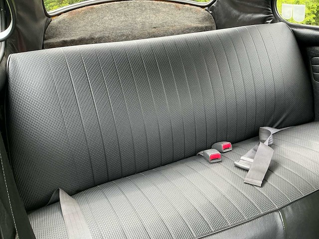 Volkswagen kever 1200 oldtimer - afbeelding 18 van  38