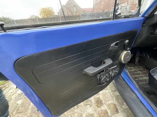 Volkswagen kever 1303 cabriolet vintage auto's > 15 - afbeelding 6 van  25