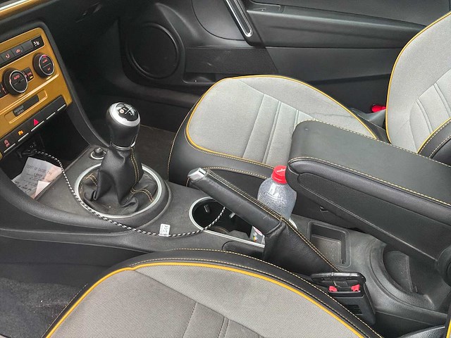 Volkswagen kever 16 2016 - afbeelding 8 van  39