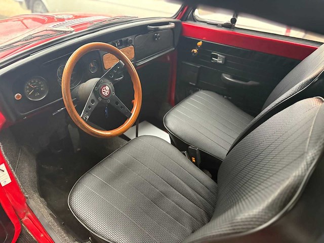 Volkswagen kever cabrio 1302 ls oldtimer - afbeelding 4 van  18