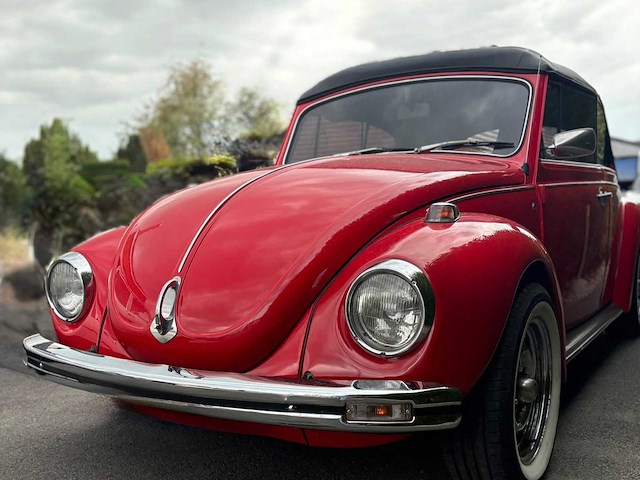 Volkswagen kever cabrio 1302 ls oldtimer - afbeelding 11 van  18