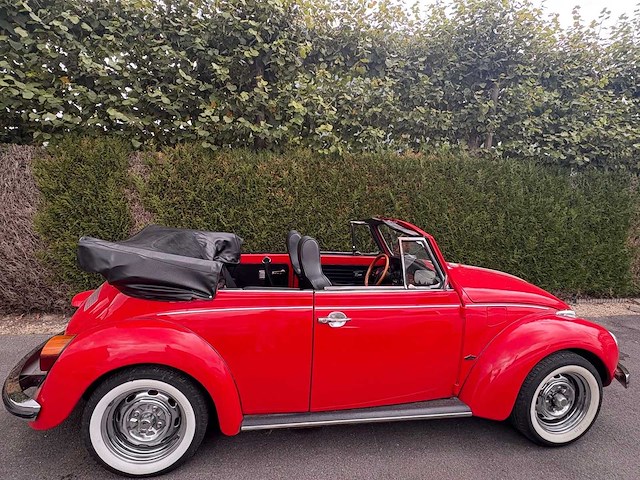 Volkswagen kever cabrio 1302 ls oldtimer - afbeelding 13 van  18